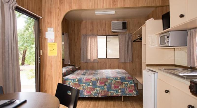 ホテル Adelaide Brownhill Creek Tourist Park エクステリア 写真