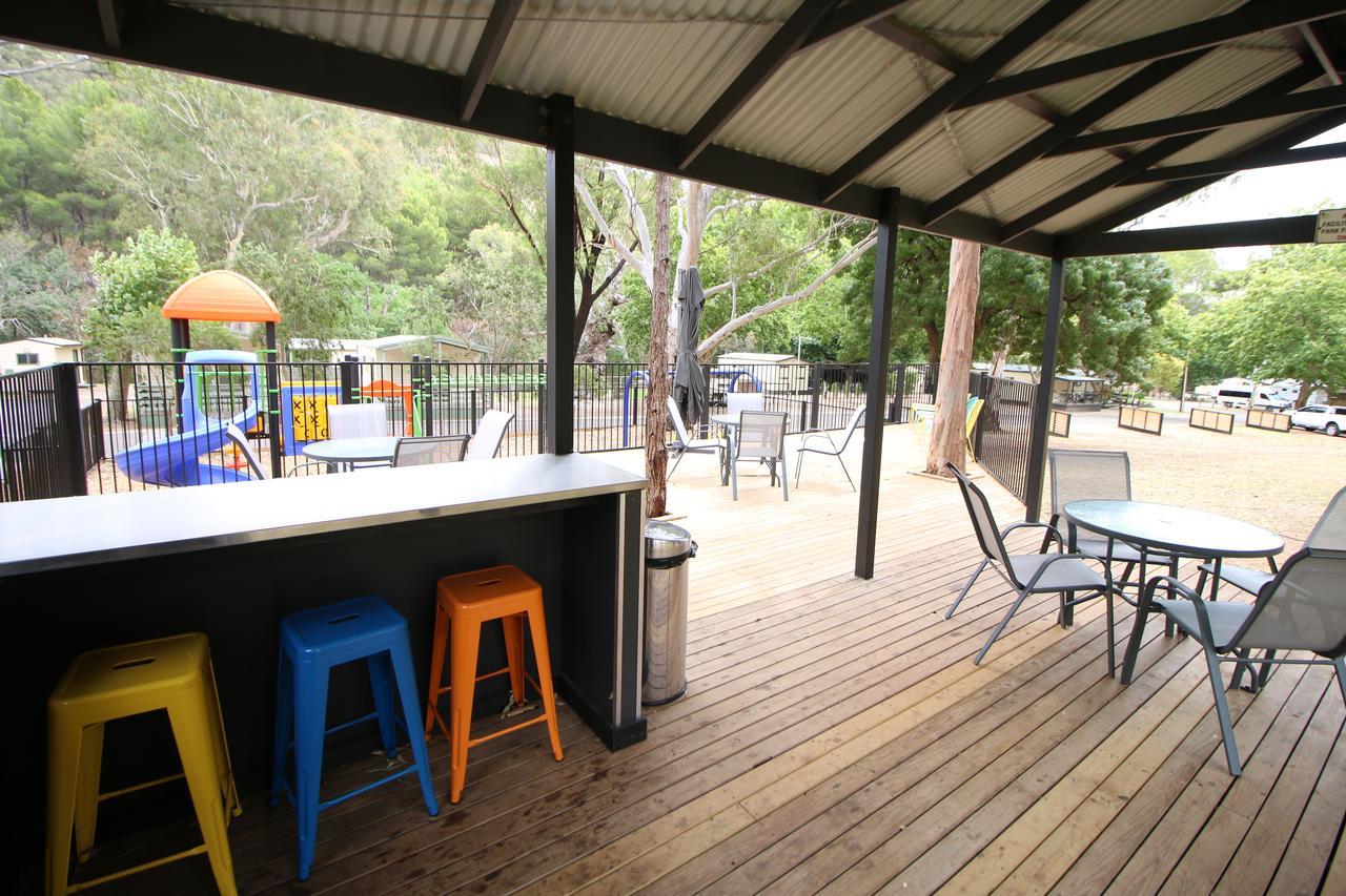 ホテル Adelaide Brownhill Creek Tourist Park エクステリア 写真