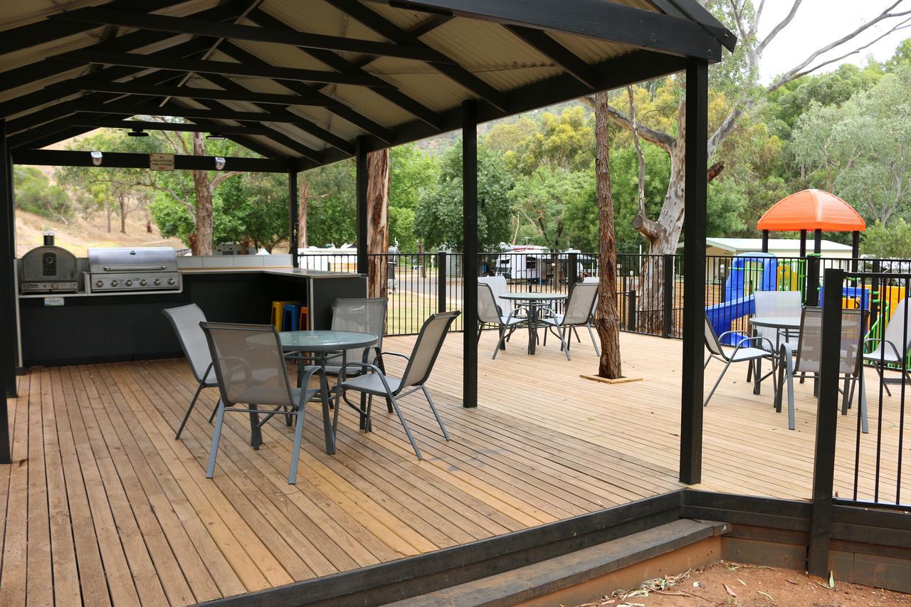 ホテル Adelaide Brownhill Creek Tourist Park エクステリア 写真